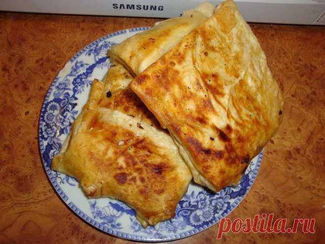 Шаурма по-сибирски 


Шаурма по-сибирски - очень вкусное и сытное блюдо. Не диетическое, конечно, но для холодного времени года - самое то! Здесь и мясо, и тесто, и овощной салат, все в одном, плюс аппетитная поджариста…