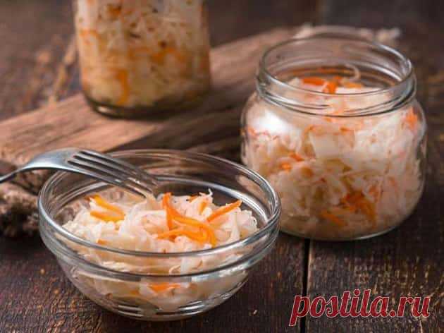 Капуста на зиму в банке под железные крышки: 10 очень вкусных рецепта приготовления