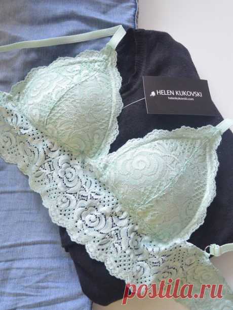 Lace padded bralette / Triangle Bralette / Mint lace bralette от Helen Kukovski | We Heart It