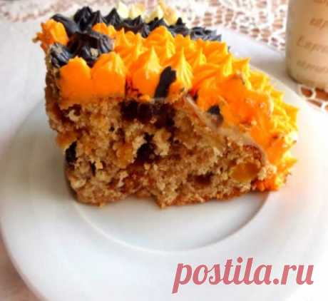 Готовим пирог с изюмом, орехами, курагой и яблоками