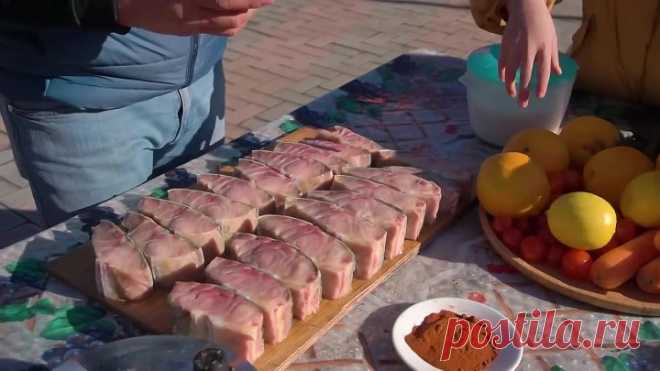 Рыба на углях, жареная осетрина