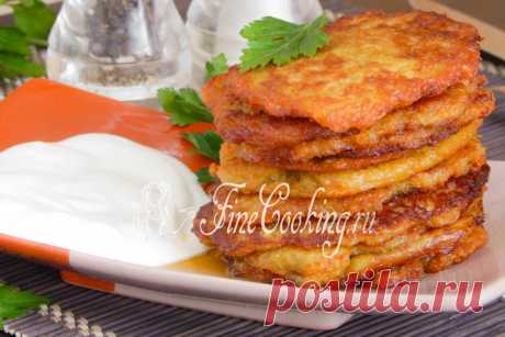 Картофельные драники с морковью