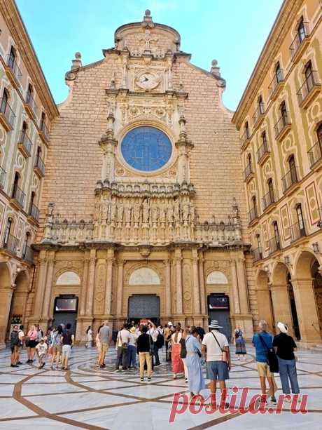 Отпуск. Испания - Монастырь Санта-Мария-де-Монсеррат (13 часть - Атриум. Смотровые площадки))