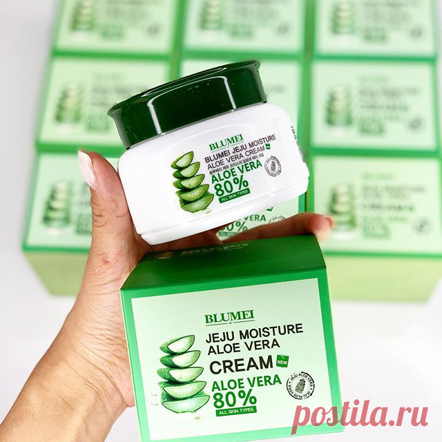 КОРЕЯ    ОРИГИНАЛ
   BLUMEI JEJU MOISTURE ALOE VERA 80% CREAM/ УВЛАЖНЯЮЩИЙ КРЕМ С 80% АЛОЭ ВЕРА 100ГР
   Страна  Корея
   Объем  100
   Тип кожи  Для всех типов
https://sw86.ru/korejskaya-kosmetika/krema-syvorotki/uvlazhnyayuschij-krem-s-aloe-blumei-jeju-moisture-aloe-vera-80-cream-100g
   Увлажняющий крем для лица Blumei Jeju Moiture Aloe Vera Cream с соком алоэ с корейского острова Чеджу успокаивает кожу от воздействия УФ-лучей. Насыщает её влагой и тонизирует.
Экстракт ...