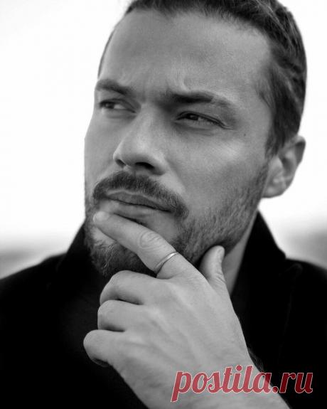 МУЖСКОЙ ВЗГЛЯД: 6 признаков, что бывшая хочет вас вернуть 
А вы как, хотите вернуться? Будем честны, бывают ситуации, когда отношения были хорошие, даже отличные. И разрушились из-за какой-то ерунды, которую оба партнера запустили. Например, банальное неумение честно и сразу говорить о своих проблемах, которое привело к такой горе накопленных обид с обеих сторон, что в один прекрасный вечер вы обрушили друг на друга целые […]
Читай дальше на сайте. Жми подробнее ➡