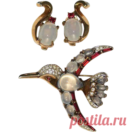 Trifari Moonstone Rhinestone Hummingbird Pin Brooch Earrings Set from luminousbijoux on Ruby Lane