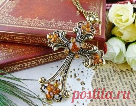 Мода вампиров ожерелье новый кристалл креста кулон свитер цепи ожерелья QN133 купить на AliExpress