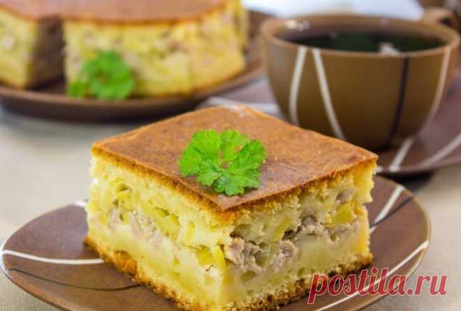 Аппетитный мясной пирог - очень вкусный и сытный! Готовится проще простого!