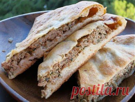 Осетинские пироги с мясом.
