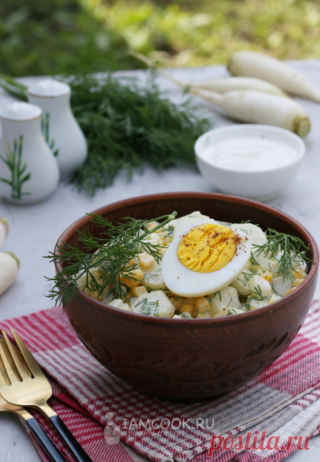 Салат с редиской, яйцом и кукурузой — рецепт с фото пошагово | рецепты ...
