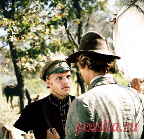 Свой среди чужих, чужой среди своих (1974)