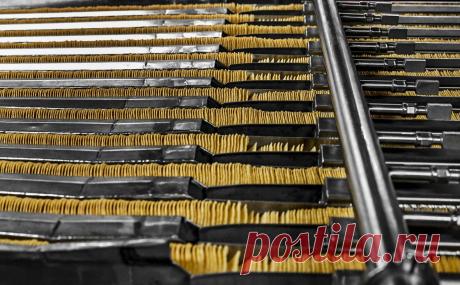 «Черноголовка» закрыла сделку по покупке производителя чипсов Pringles. «Черноголовка» приобрела 100% российских активов американской Kellogg’s, которой принадлежали три завода по производству печенья и готовых завтраков. Также компания являлась дистрибьютором чипсов Pringles в России