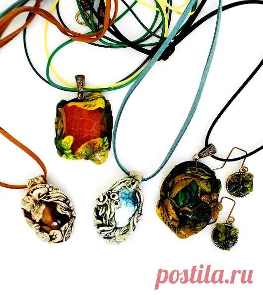 https://www.facebook.com/dollvalia/ - Google+