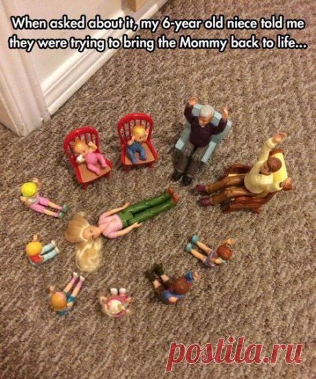 Когда я спросил об этом, моя 6-тилетняя племянница сказала мне, что они пытаются воскресить мамочку. / Неформальный Английский