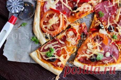 Пицца на слоеном тесте в духовке, рецепт с фото | Волшебная Eда.ру