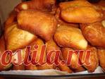 Жаренные пирожки с любой начинкой.