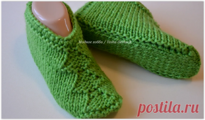 Бесшовные красивые следки спицами с узором 