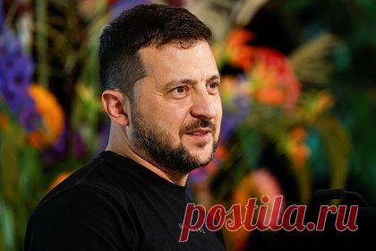 Зеленский прибыл в Данию. Президент Украины Владимир Зеленский прибыл в Данию. Он анонсировал встречу с премьер-министром Метте Фредериксен, членами королевской семьи, лидерами различных партий, членами Фолькетинга (парламента Дании) и представителями датского бизнеса. Зеленский добавил, что будет обсуждаться вопрос поставок самолетов F-16.