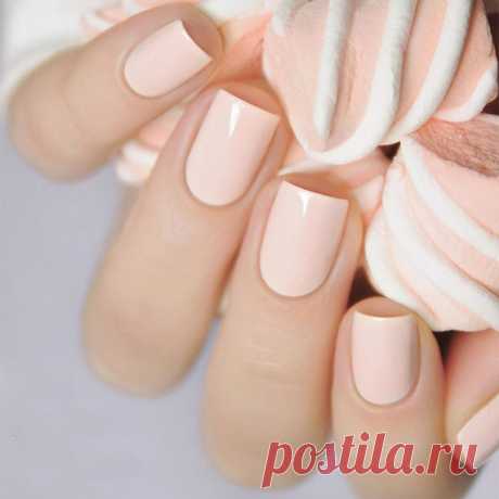 Маникюр, который молодит руки: модный дизайн ногтей, фото
