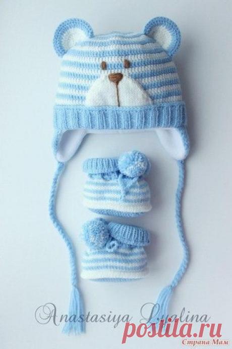 Шапочка и пинетки для малютки

Источник https://www.stranamam.ru/post/4204330/

Пряжа голубая "Baby" Vita, белая "Детская новинка" Пехорка. Подкладка - флис