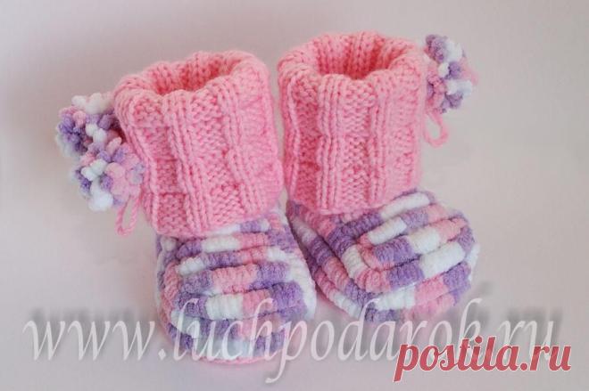 Пинетки из помпонной пряжи