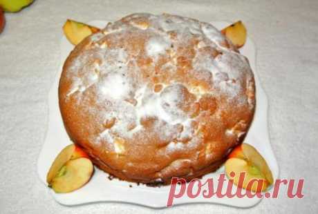 Медовый пирог с яблоками