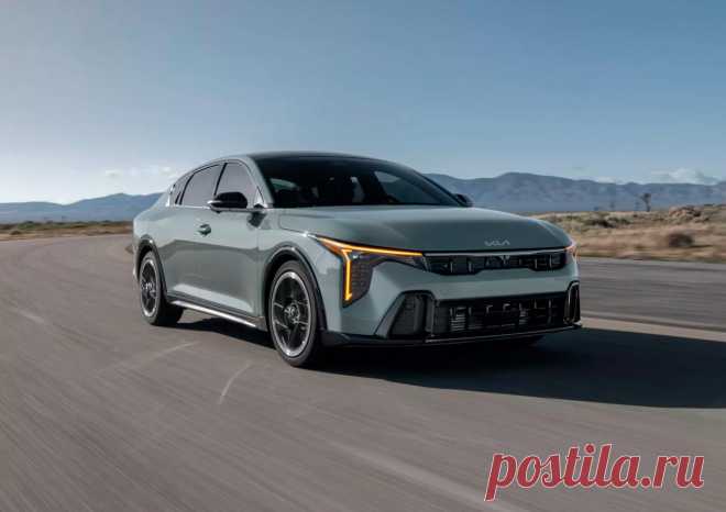 Kia K4 2025: фото, салон, характеристики