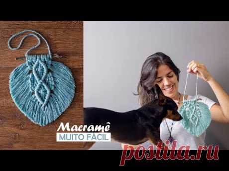 Маленькая подвеска в технике макраме