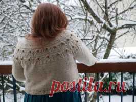 Пуловер с круглой кокеткой D'Ici - Вяжи.ру