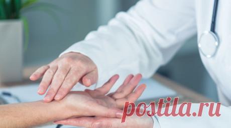 Врач Абдувосидов опроверг ряд стереотипов о переломах костей. Заведующий кафедрой морфологии человека Российского биотехнологического университета доктор медицинских наук Хуршед Абдувосидов рассказал о некоторых заблуждениях, связанных с переломами костей. Читать далее