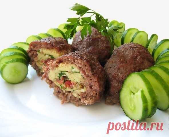 Мясные зразы с омлетом