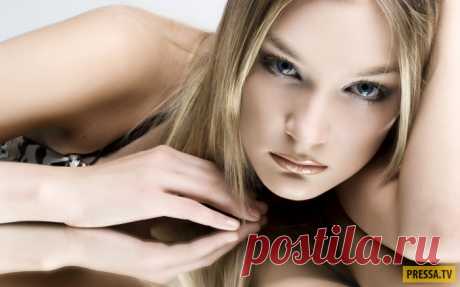 Еще раз про ПМС | Чёрт побери Прочитал рассказ про ПМС. Неужели все так плохо, или автор переигрывает?  Просыпаешься ты утром, немножко несовершенная, но вполне годная. Худенькая, но с сиськами, волосы у корней не прокрашены, но так даже естественней, приятней глазу. Тянешься ручками к мужику своему, тоже, конечно, не Аллен Делон, но в каких-то ракурсах даже и получше будет, побрутальнее. И так вот поцелуешь его в щетину и думаешь: как же хорошо-то все! — а тут и собачка п...