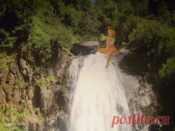Кришна и водопад.
