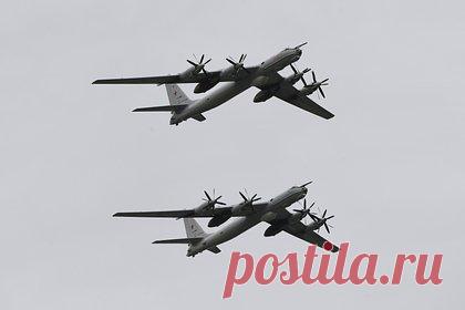 На ТОФ впервые ночью в воздухе Ту-142МЗ дозаправились от Ил-78М. На Тихоокеанском флоте (ТОФ) впервые прошла ночная дозаправка противолодочных самолетов Ту-142МЗ. Об этом со ссылкой на Минобороны России сообщает РИА Новости. Отмечается, что дозаправка осуществлялась от самолета-топливозаправщика Ил-78М Воздушно-космических сил России.