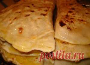 Кастыбай с картофельным пюре / Лепешки / TVCook: пошаговые рецепты с фото