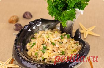 Салат из консервированной горбуши. - праздничные рецепты с фото на e-salat.ru