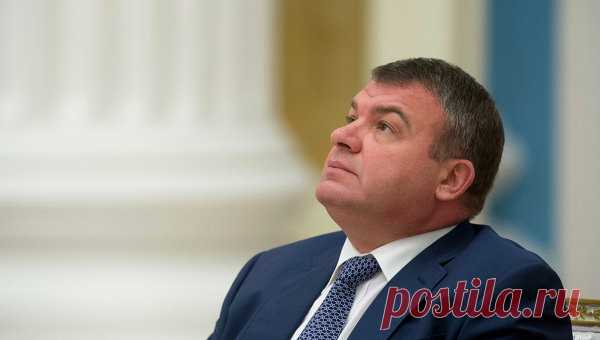 Сердюков вошел в совет директоров "Вертолетов России" | РИА Новости