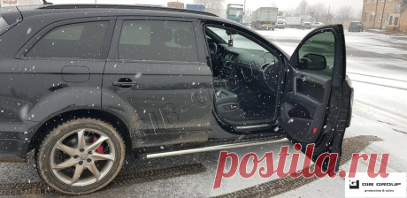 Пороги боковые труба c листом серия &quot;ELIT&quot; Audi Q7 (2005+) Silver-Black D 60 - Автотюнинг Вінниця на board.if.ua код оголошення 61862