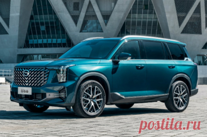 Любо, но дорого. GAC представил для России новый кроссовер GS8. Китайский автомобиль будет стоить от 3,5 млн рублей.
