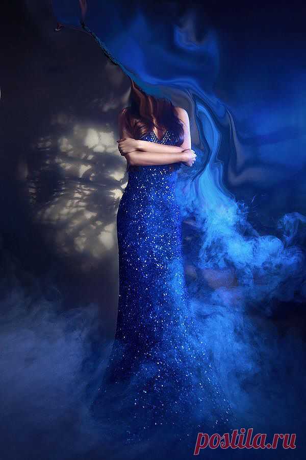 Конечно окружение влияет,привыкнув время забирать.Когда идем груз барахла нас тянет,мешает жизнь вдыхать и выдыхать.