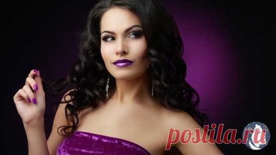 Добрые советы для красоты и молодости
Совет № 1 
Каждое утро, натощак, съедайте 1 ст. ложку льняного семени, тщательно разжевывая и запивая стаканом теплой воды. Через полчаса можно есть. Это замечательно очищает организм. Кожа станет более ровной и свежей. Будет наблюдаться небольшое, но здоровое похудение. Так же, семя льна укрепляет волосы и ногти. 
Совет № 2 
Ежедневно употребляйте в пищу салат из вареной свеклы. Свекла - уникальный очиститель крови. А здоровье крови, это важный показател