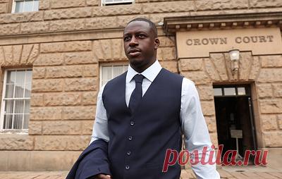 Футболиста "Манчестер Сити" Менди признали невиновным по шести обвинениям в изнасилованиях. Присяжные не смогли вынести окончательное решение по одному обвинению в изнасиловании и одному обвинению в попытке изнасилования