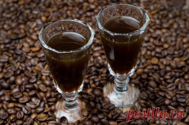 Кофейный ликер в домашних условиях: 5 интересных рецептов