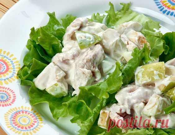 Салат с курицей грецкими орехами и яблоком - рецепт приготовления с фото от Maggi.ru