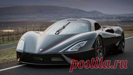 Долгострой SSC Tuatara предстал в серийном облике Дизайн Джейсона Кастриоты, который работал над проектами Maserati GranTurismo, Ferrari P4/5 Pininfarina или 599 GTB Fiorano, с момента появления концепта