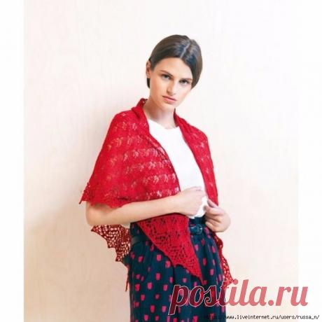 ШАЛЬ С УЗОРОМ ИЗ ЛИСТЬЕВ

Размеры 160 х 80 см

Материалы
Пряжа Lamana Piura (100% альпака, 50 г/400 м) 2 мотка, спицы круговые 2 мм, крючок 2.5 мм

Плотность вязания 
24 петли и 34 ряда = 10х10 см чулочной вязкой в растянутом виде 

Набрать 4 петли и начать вязание по схеме 1, отметить маркером центр. петлю. В 9-ом ряду продолжить по схеме 2 (7 ряд включает схему 1 и схему 2 для того, чтобы было понятно распределение петель). Вязать узор с правой и левой стороны от централ...