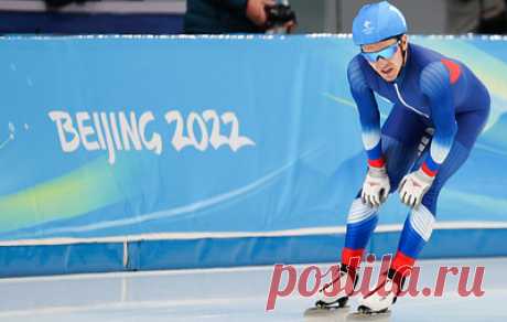 Конькобежец Захаров объяснил причины падения в полуфинале мужского масс-старта. Соревнования прошли в субботу