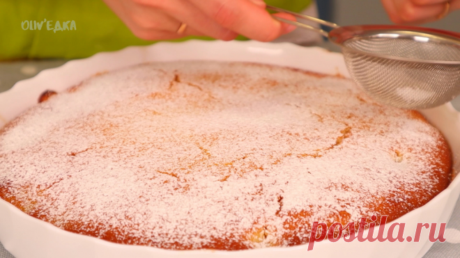Супер шарлотка, справится даже ребенок! Готовится без яиц или кефира мягкая и вкусная! Без венчика и миксера | oliv'едка | Яндекс Дзен