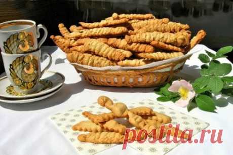Как приготовить печенье через мясорубку с маргарином?