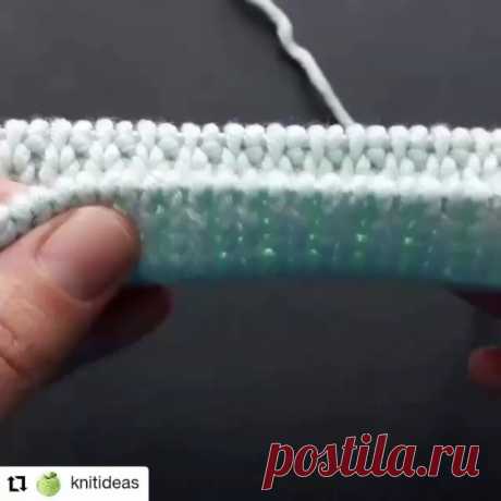 #Repost @knitideas
• • • • • •
Фабричный край без заморочек для резинки 1 на 1!

Сегодня хочу показать как сделать красивый фабричный край при вязании резинки 1 на 1. Такой край очень красиво смотрится, хорошо держит форму, не стягивает и выполнить его не сложно. При таком наборе можно регулировать кончик нити и оставить нужного размера, а также место соединения при круговом вязании незаметно.

 Для этого понадобится вспомогательная нить контрастного цвета.

Поворотное вяз...